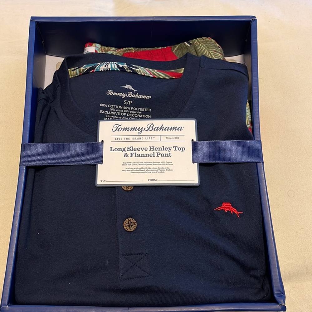 TOMMY BAHAMA MENS PJ SET SIZE SMALL